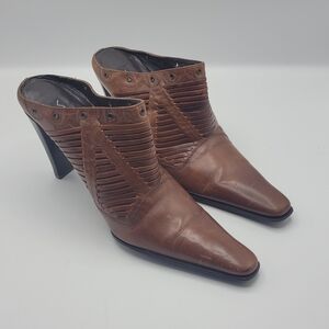 Via Spiga Leather Heels cute slip on size 7 1/2M